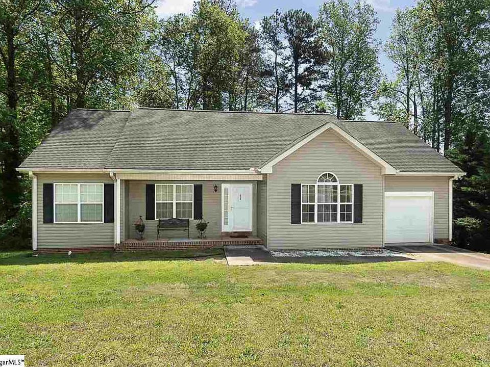 1st image of 236 Pine Meadow Dr