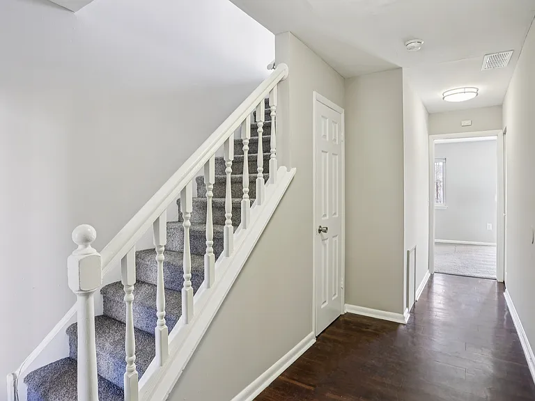 Northampton Crossing Apartments and Townhomes — Photo 14
