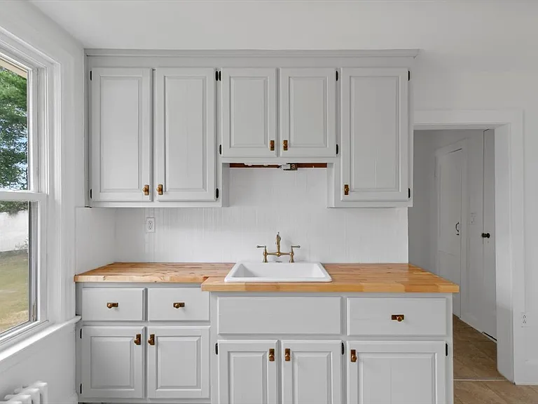 21 Green St — Photo 2