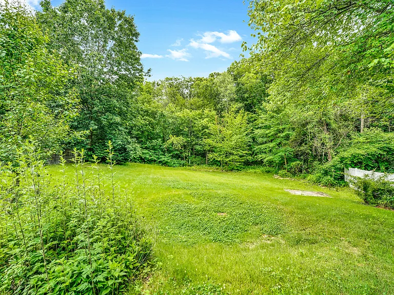71 Devonwood Dr — Photo 9