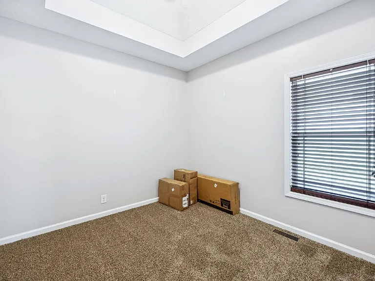 634 Hidden Valley Dr — Photo 17