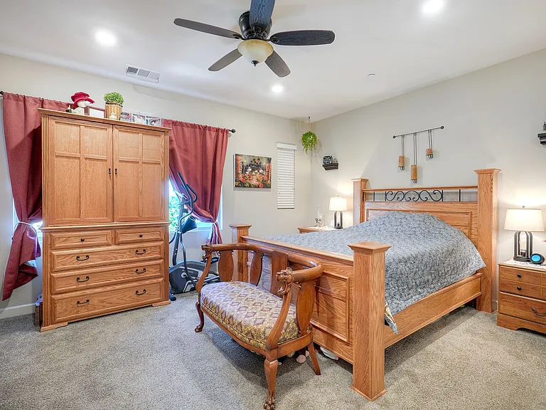 1576 Castillo Way — Photo 21