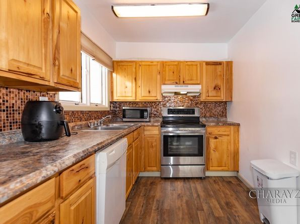 fairbanks-alaska-219807916 picture