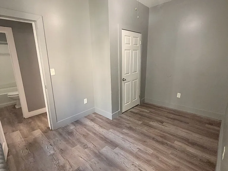 310 Howard Ave #1 — Photo 6