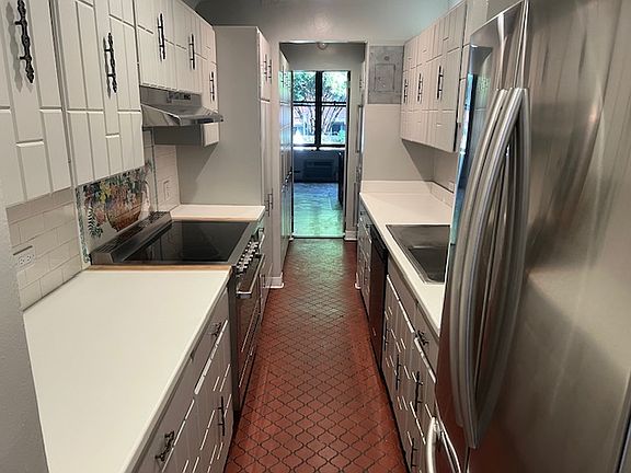 4th image of 63 W 83rd St APT 1
