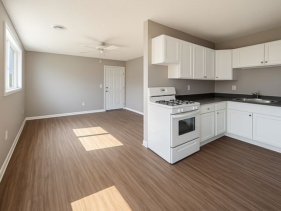 4th image of 102-148 W 35th St #174