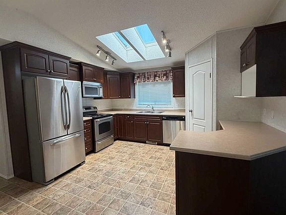 4th image of 6205 54th St #2