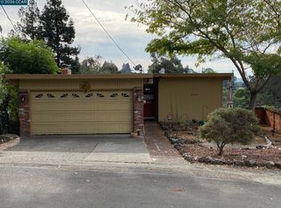 6233 Leona St, Oakland, CA 94605
