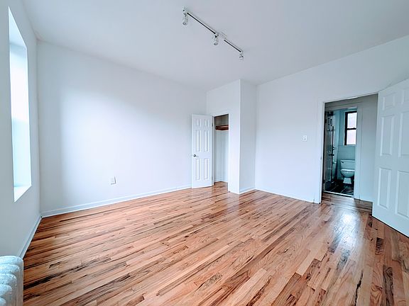 4th image of 267 Lincoln Pl APT 6D