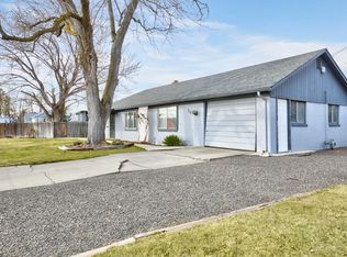 2127 Butterfield Rd, Yakima, WA 98901