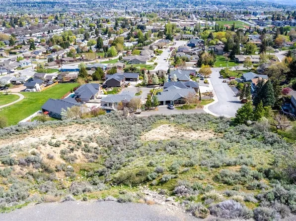 1530 Skyline Drive, Wenatchee, WA 98801