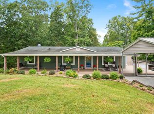 4615 Cornbread Rd, Radford, VA 24141