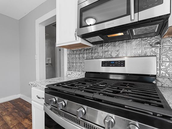 5th image of 1018 E Chaffin St