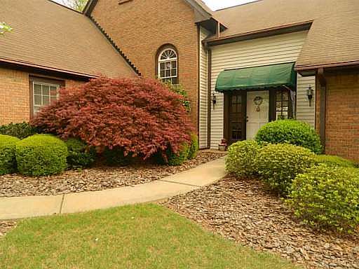 2nd image of 8820 Willowbrae Ln