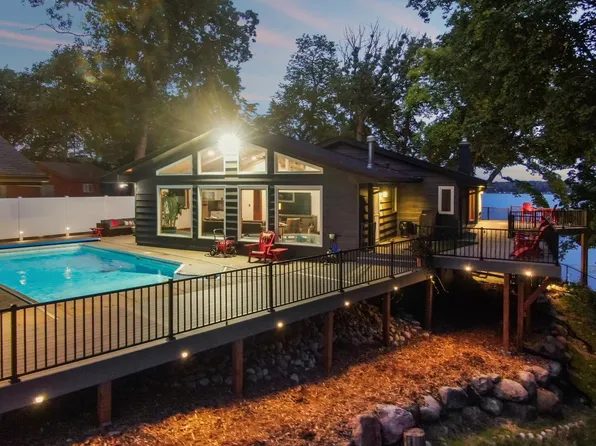 8178 Isaak Ave NW, Annandale, MN 55302