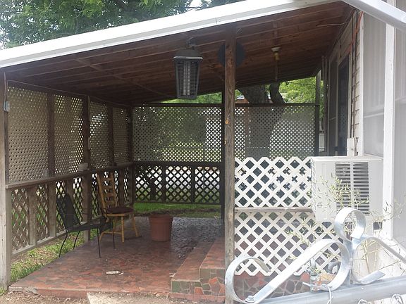 2nd image of 409 NW 6th St