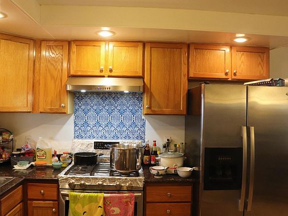 5th image of 624 Hermitage Ln #624