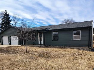 105 Center Ave, Garretson, SD 57030
