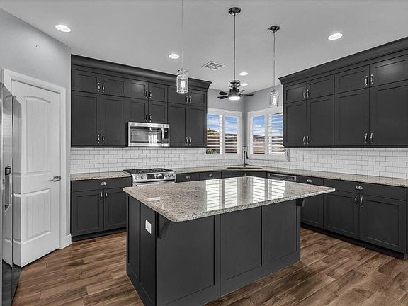 5th image of 3326 E Blackbrush Dr