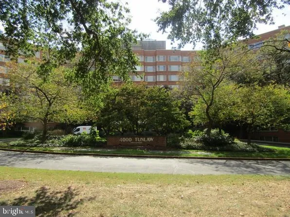 4000 Tunlaw Rd NW APT 1029, Washington, DC 20007