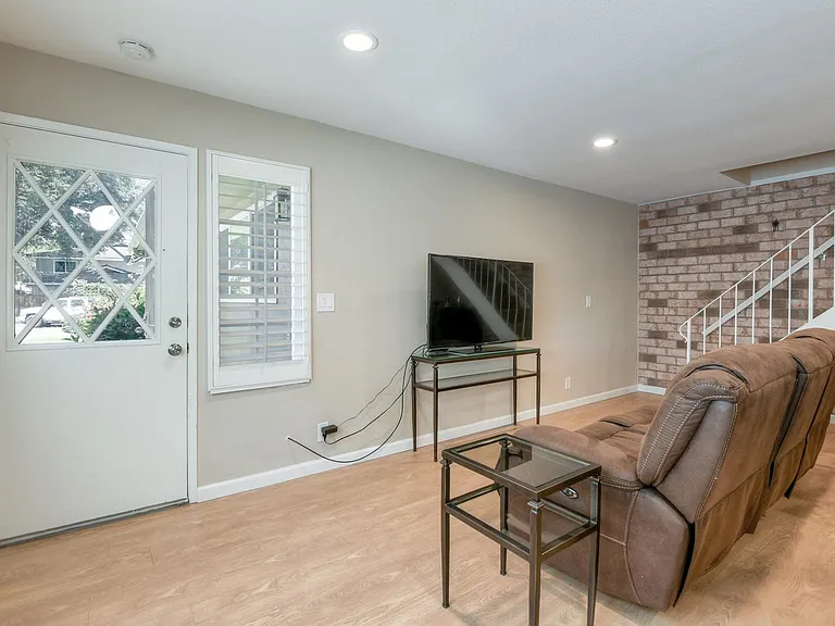 758 Warring Dr #2 — Photo 9