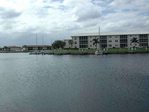 2nd image of 3505 Oriole Dr