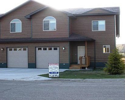 3 bedroom town home