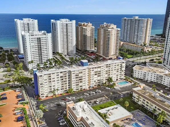 1893 S Ocean Dr APT 802, Hallandale, FL 33009