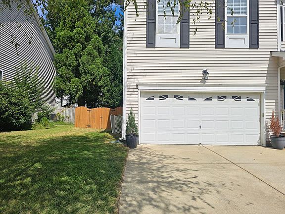 3rd image of 2307 Brasstown Ln