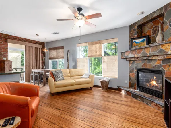 8412 S Holland Ct, Littleton, CO