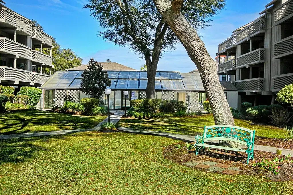 1 bed, 700 sqft, $1,200 — Photo 1