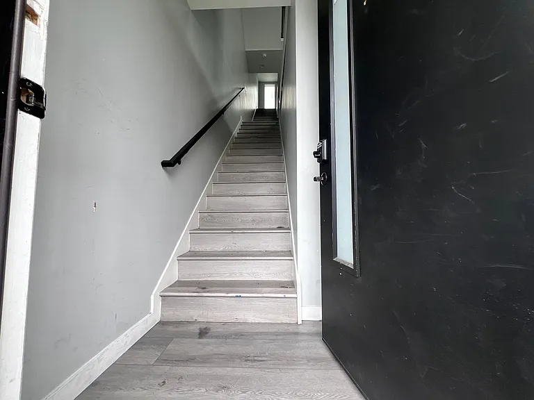 11344 Hatteras St #B12 — Photo 103