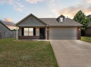 8717 S 262nd East Ave, Broken Arrow, OK 74014