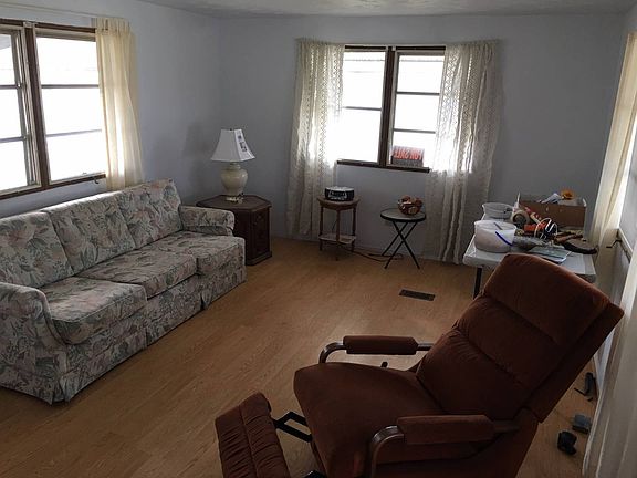 3rd image of 6150 Pearl St
