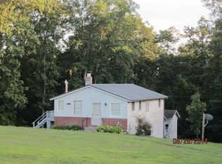 6061 Borah Hill Rd SE, Sugar Grove, OH 43155