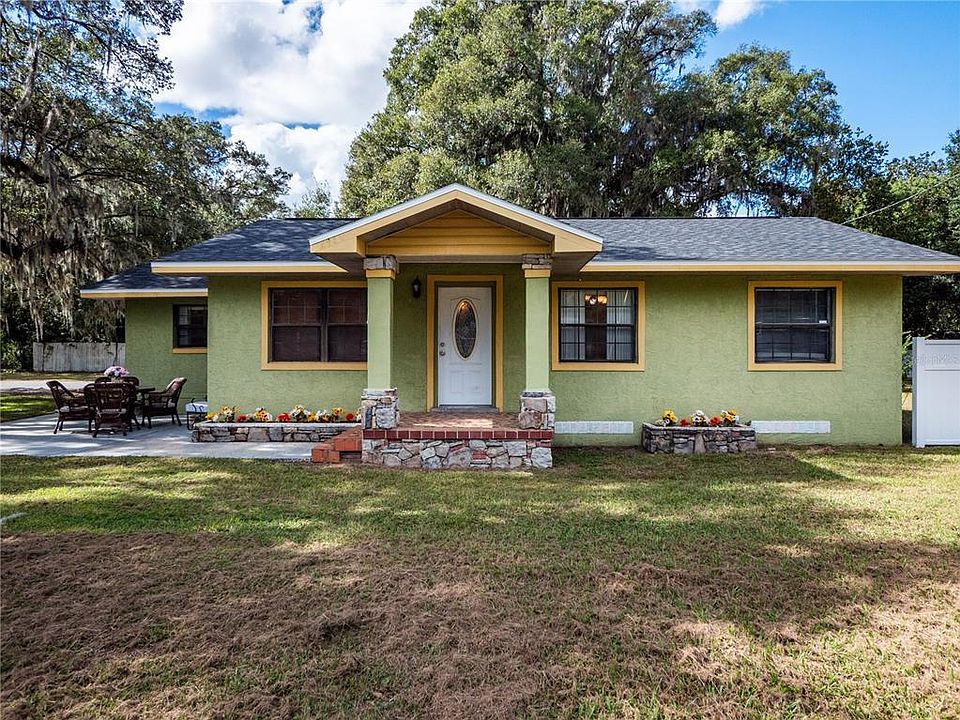 1st image of 2410 NW 1st Ave