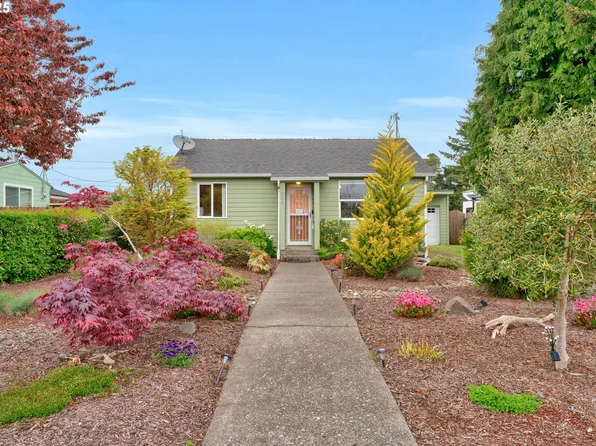 1925 17th St, Florence, OR 97439