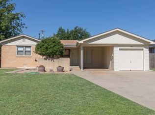 1802 Lawson Ln, Amarillo, TX 79106