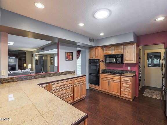 4th image of 10102 W Deanne Dr