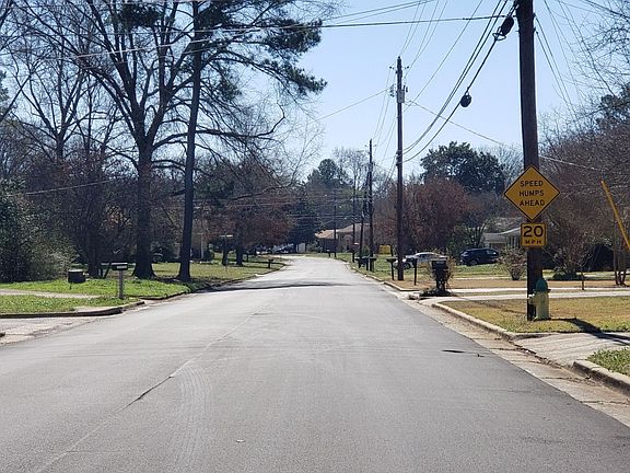 5th image of 11028 Louis Dr SE
