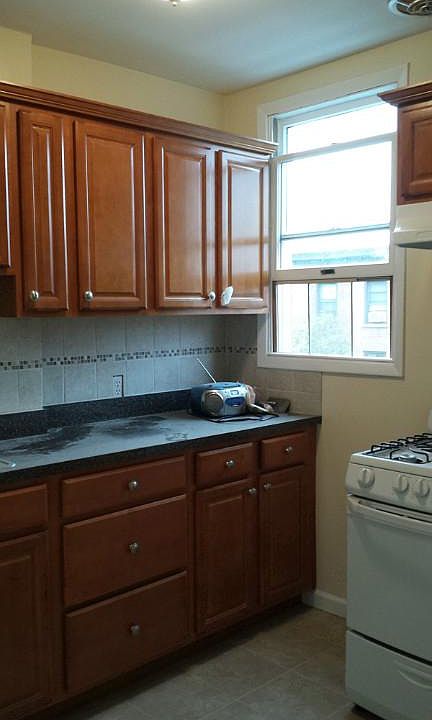 1st image of 293 Degraw St APT 3F
