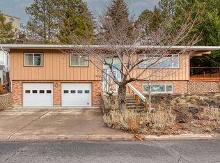 900 Loma Linda Dr, Klamath Falls, OR 97601