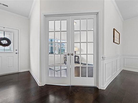 5th image of 254 Sapphire Rd