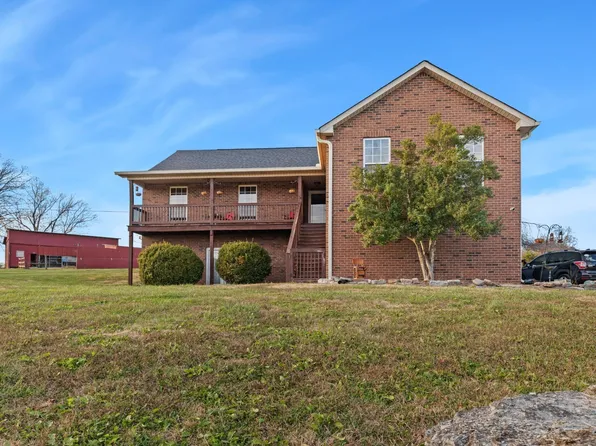 699 Puckett Rd, Watertown, TN 37184