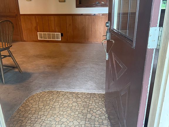 5th image of 5170 Urbana Rd