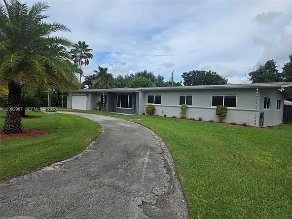 2nd image of 27401 SW 165th Ave