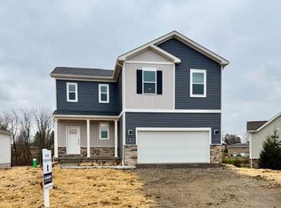 391 Gleneagles Dr, Butler, PA 16001