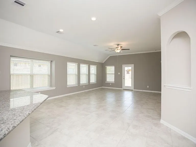 15810 Vanderpool River Dr — Photo 9