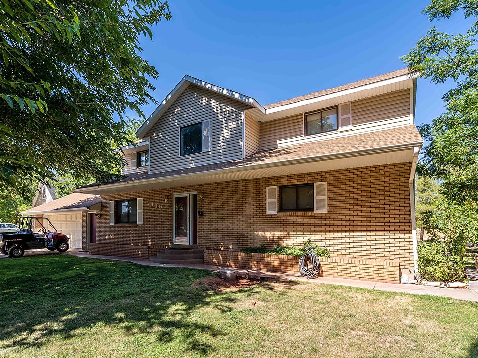 1st image of 2430 W Vineyard Dr