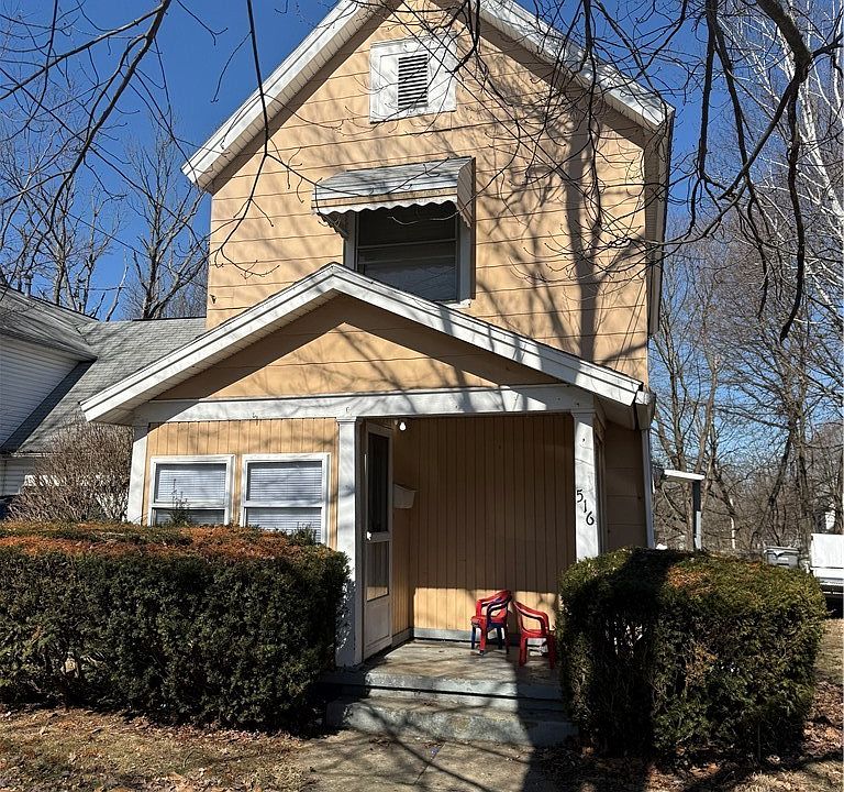 1st image of 516 Kenmore Ave